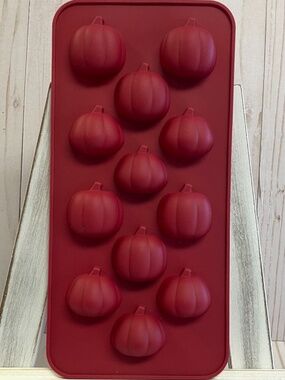 Silicone Shaped Candy Mold Chocolate Gummy Ice 1" Fall Pumpkins 12 Cavity NEW
